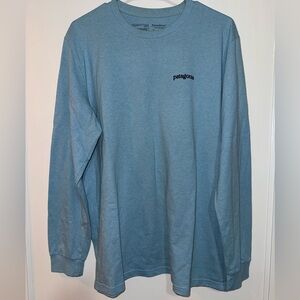 Patagonia Men's Blue Long Sleeve Shirt